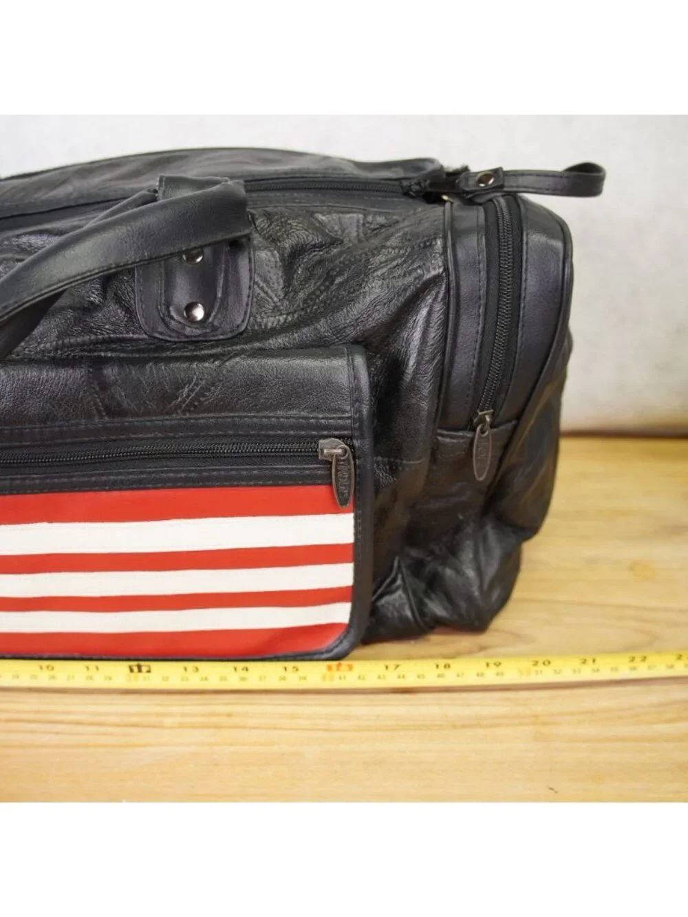 Vintage Genuine Leather Duffle Travel Bag With American Flag Pocket 20